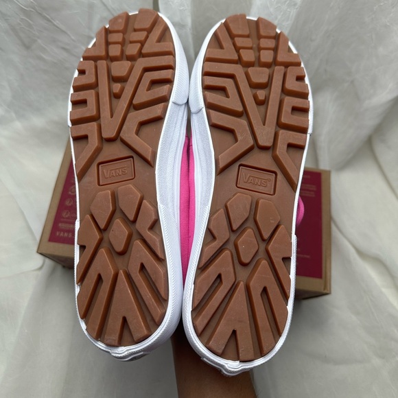 Vans Style 93 Women's Pink Canvas Sneakers size 8.5 - Picture 5 of 6